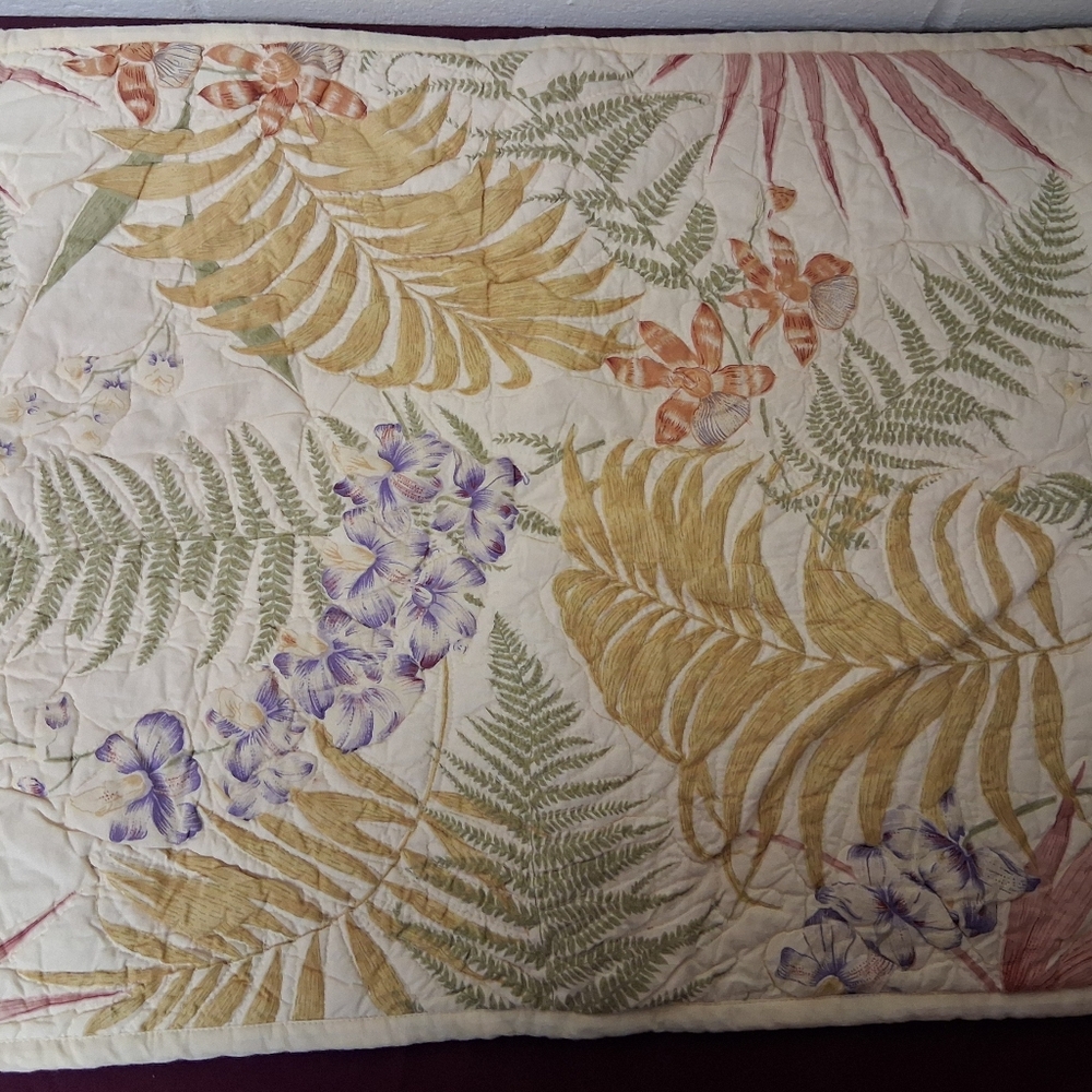 Liz Caliborne Floral Quilted Standard Size Pillow Sham